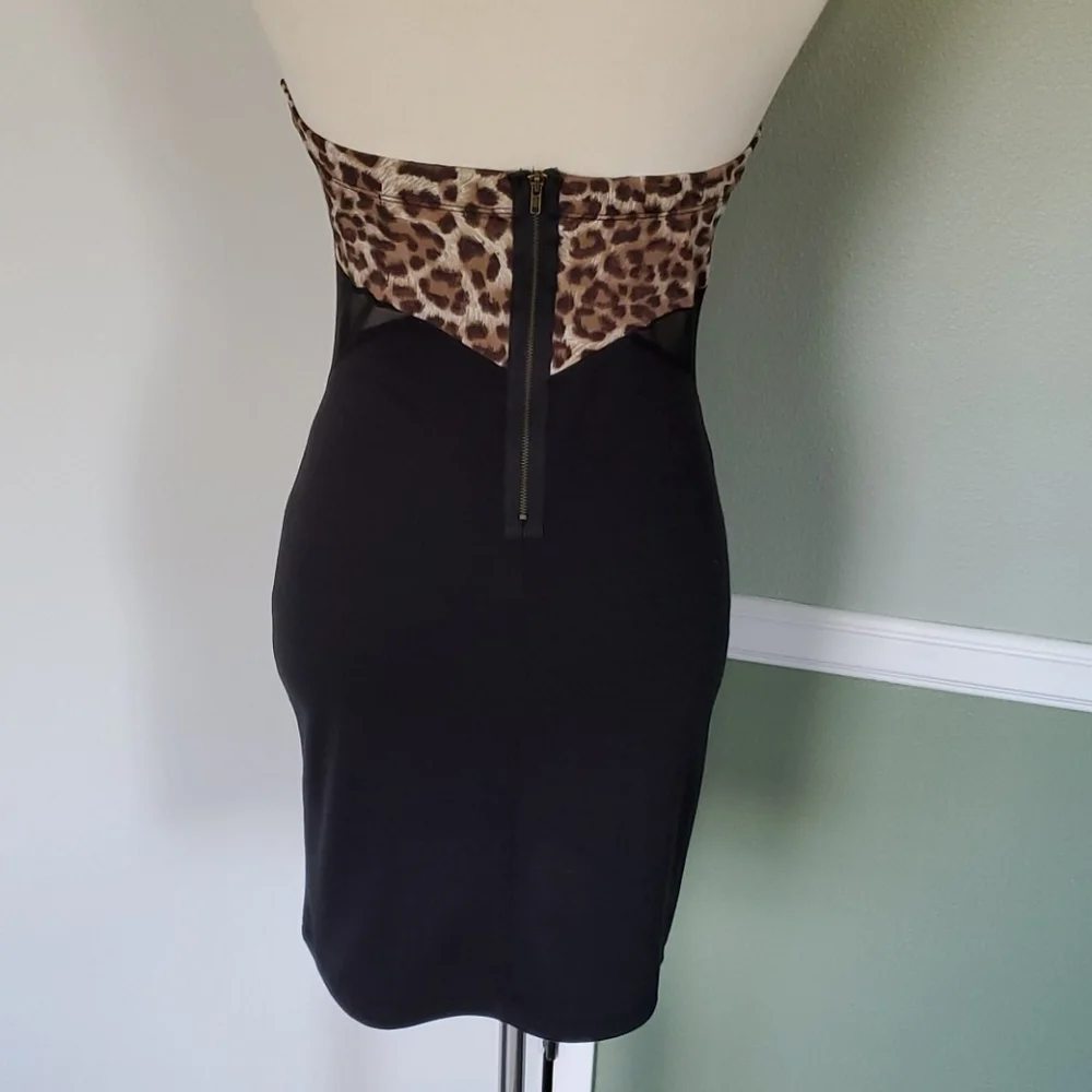 LEOPARD PRINT STRAPLESS DRESS BY TOSKA - Picture 5 of 7
